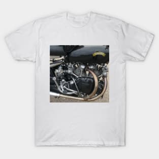 Vincent Black Shadow, vintage british motorcylce history T-Shirt